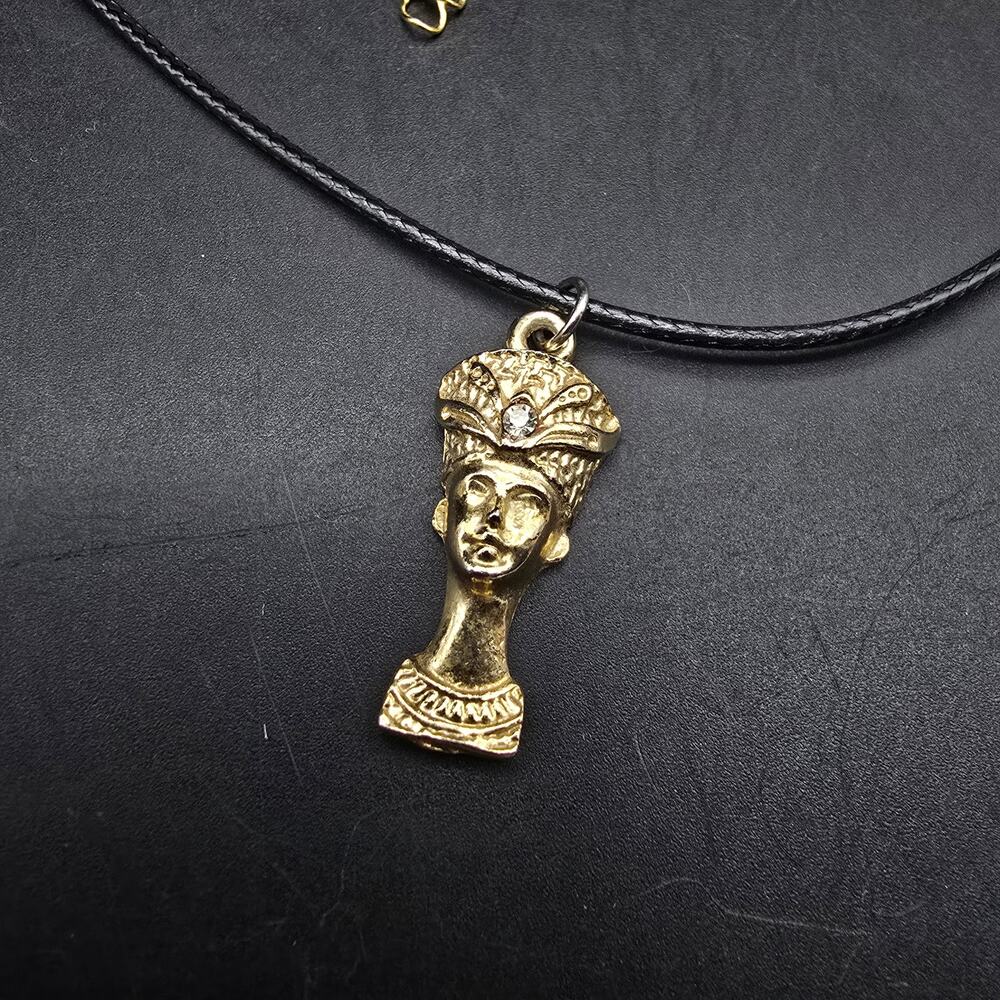 Gold Tone Queen Nefertiti Pendant Necklace Egyptian Revival
